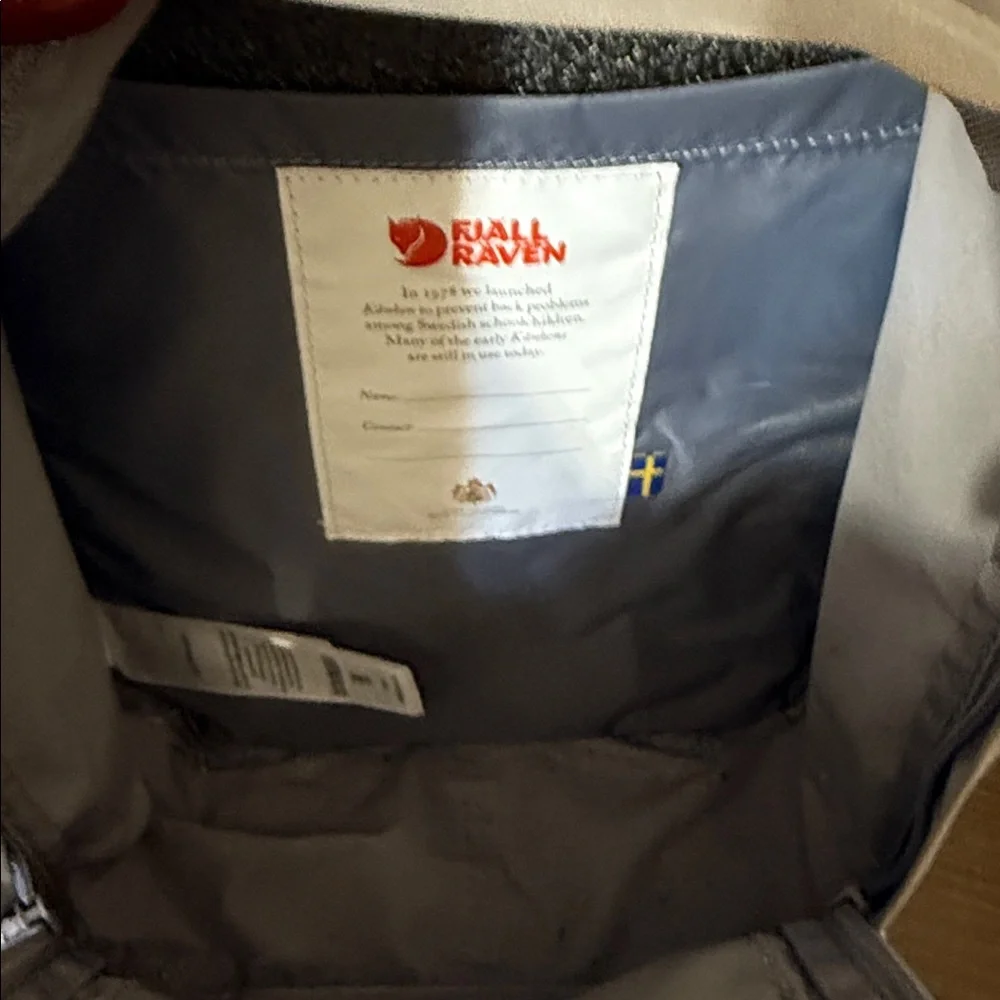 Fjällräven Kånken mini Gray Backpack - Picture 3 of 4